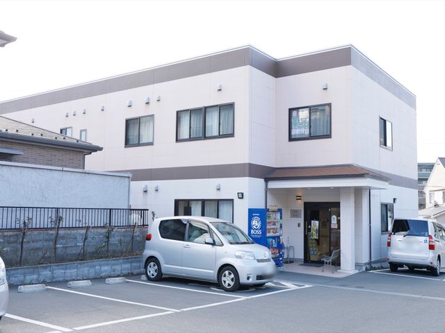 清潔な建物のエントランス