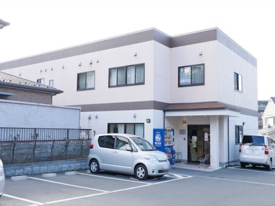 清潔な建物のエントランス