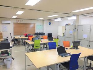 広々とした業務スペース