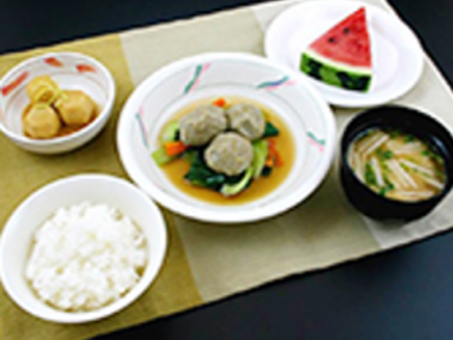 栄養バランスの良い料理 料理 多彩な食事メニューで、健康を考えた栄養バランスが整った料理を提供しています。