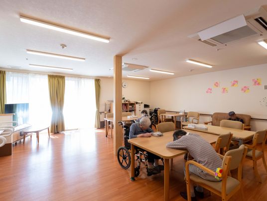 明るい共用スペース