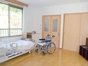 車椅子のある居室  