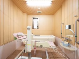 木目調の浴室設備