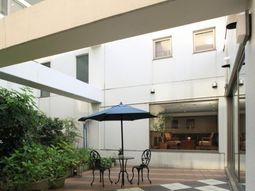 中庭のリラックス空間