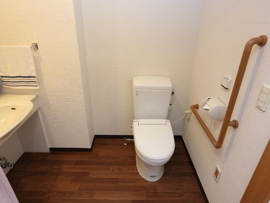 バリアフリー対応のトイレ