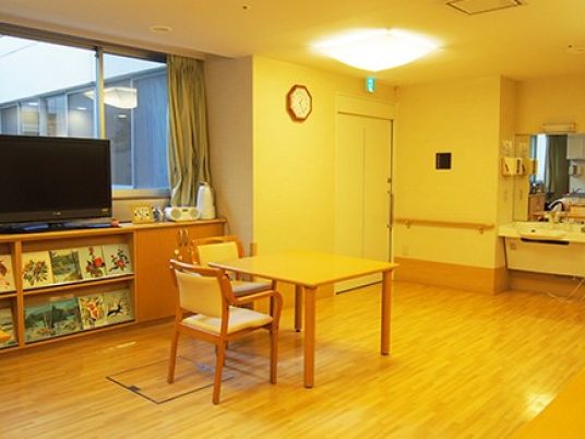 広々とした室内空間