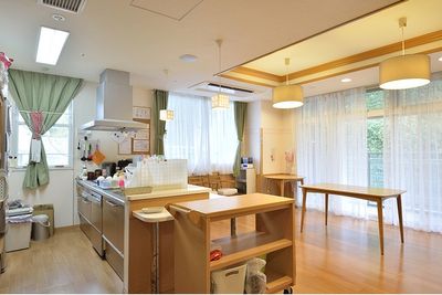 明るい空間のキッチン