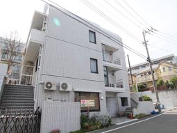 現代的な建物の外観