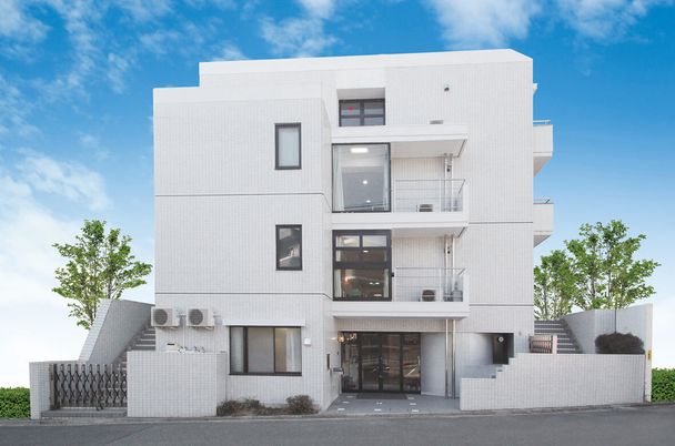 モダンな建物の外観