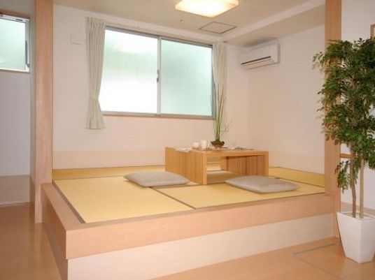 和室のきれいな居室