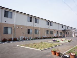  整備された建物外観  