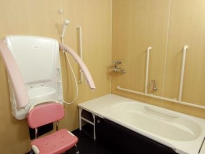 介護用の浴室設備