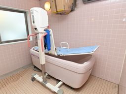 機能的なバリアフリー浴槽