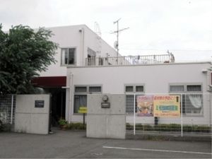 アクセス良好な施設の外観