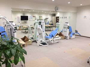 機能訓練用設備、室内