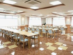 清潔な明るい食堂