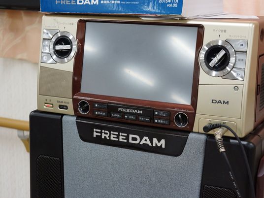 カラオケ設備のアップ