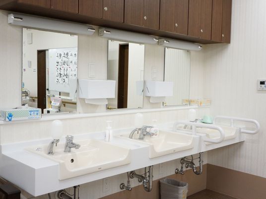 ユニバーサルデザイン洗面台