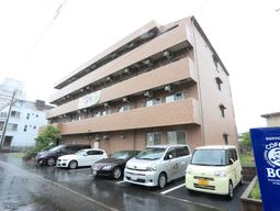 多階層建築の外観