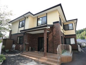 ゆったりとした建物のエントランス