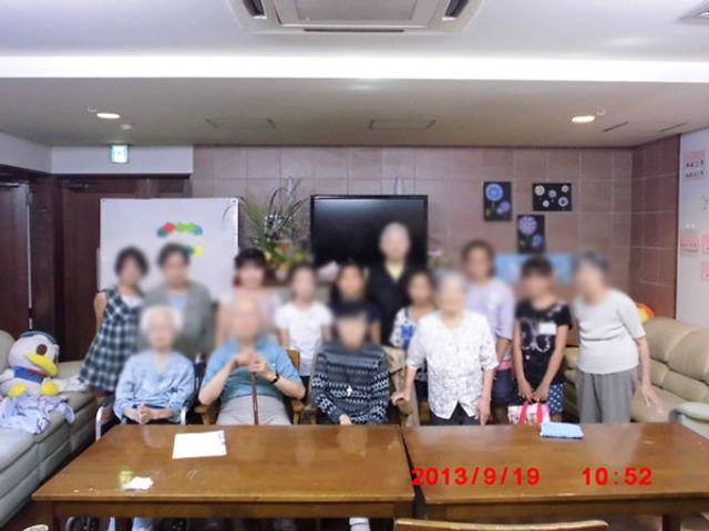 住人が集うラウンジ
