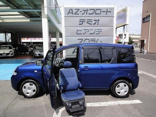 車椅子対応車両の外観  