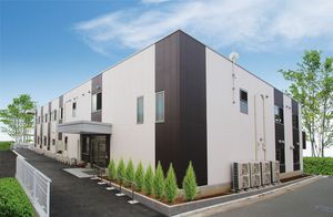 広々とした外観