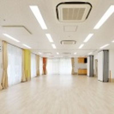 明るい多目的室