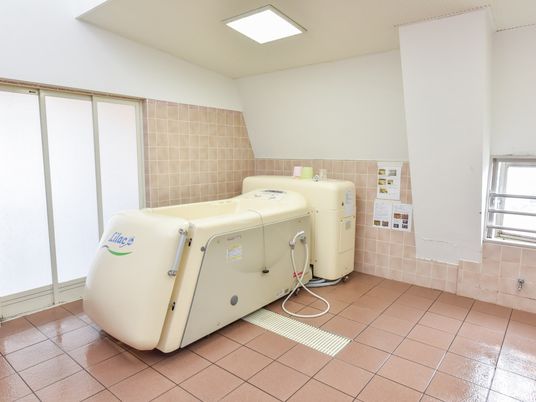 清潔な浴室設備