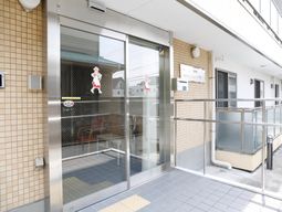 エントランスのクリアな様子