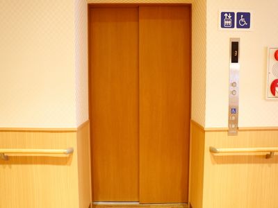 バリアフリーなエレベーター