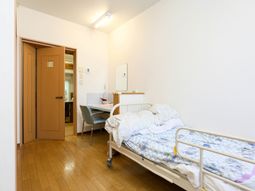明るい居室のインテリア