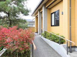 斜面のアプローチ通路