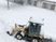 除雪作業中の重機  