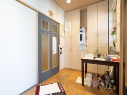 玄関の暖かな雰囲気