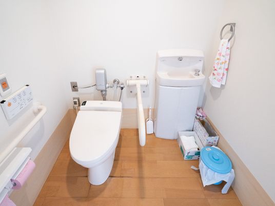 バリアフリーのトイレ設備