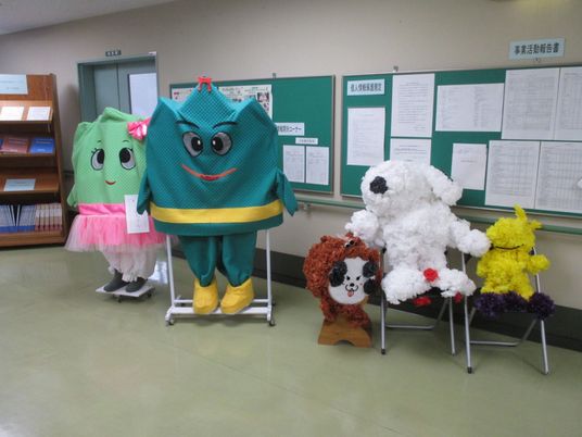 可愛い装飾がある廊下