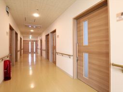 清潔な廊下の光景