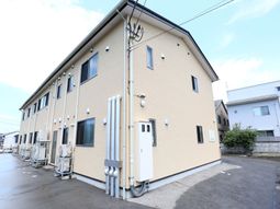 清潔な外壁の建物外観