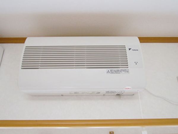 壁掛け式エアコンのクローズアップ