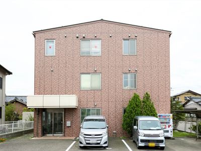 整った外観の建物