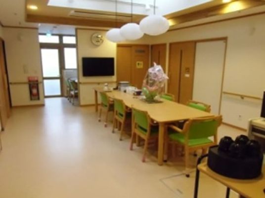 ケア施設の食堂部屋