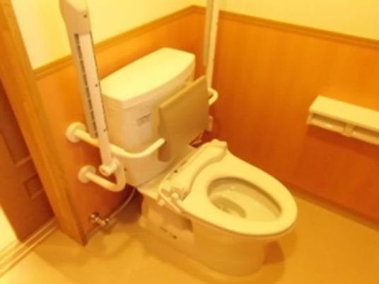 安全配慮した清潔トイレ