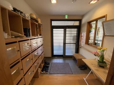 エントランスの落ち着いた雰囲気