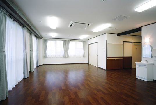 清潔な介護施設の居室