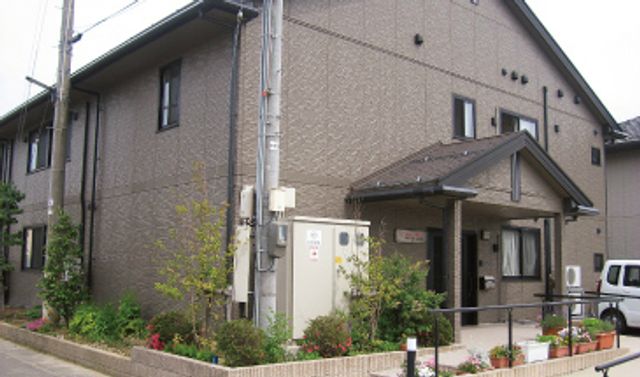 住居感のある外観