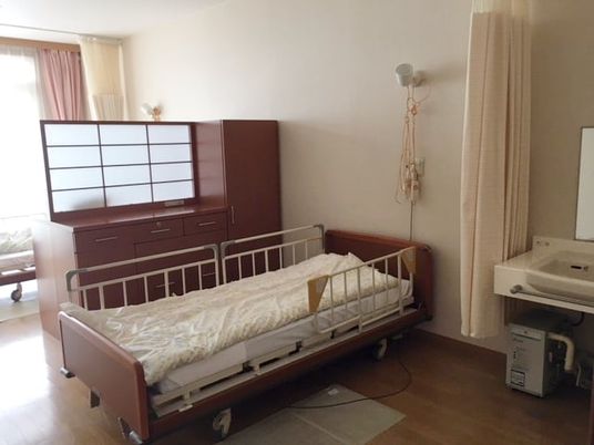 光が差し込む居室