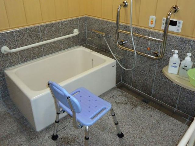 機能的な浴室