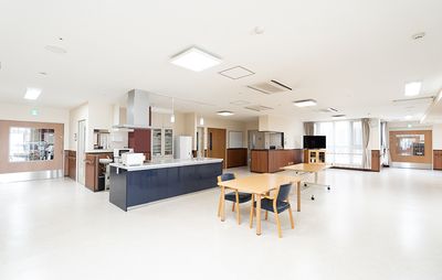 自然光が入るリビング