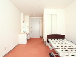 落ち着いた色合いの居室